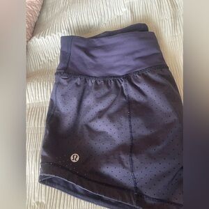 LULU SHORTS NAVY🤍